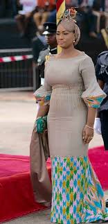 The formality of the wrapper depends on the fabric used to create it. 2nd Lady Of Ghana Samira Bawumia Giving Kente Is Due Classy Afro Western Twist Latest African Fashion Dresses African Clothing African Attire