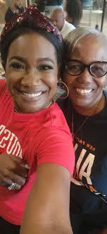 ❤️ Hey, Fam! I just love our ABC13 Houston viewers. Let's just call this an  ABC-13 viewer appreciation post. Happy, Monday! I pray that the week goes  well for everyone. Be blessed!