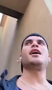 Devon Acosta (@maxwallacosta0)