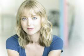 Anna Hardwick Görselleri