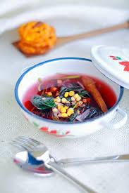 Masak bumbu hingga air kembali mendidih dan tercium bau harum. Sayur Bening Bayam Merah Recipe Indonesian Red Amaranth Clear Soup Indonesia Eats