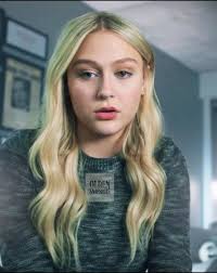 From Dolly Parton’s Childhood to Hollywood Rebel: Alyvia Alyn Lind’s  Shocking Career Transformation at 18 #viralsreelsシ #trendingnow #reelsfypシ  #alyvia