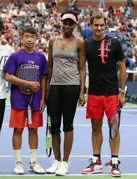 Federer's latest model channels the air jordan 3, which debuted in 1988. Roger Federer Plays Tennis In The Off White X Air Jordan 1 Sole Collector