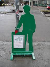 Pour les articles homonymes, voir entre deux. Prevention Et Securite Routieres Wikipedia