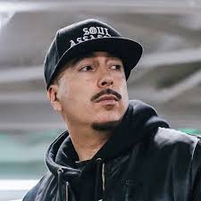 Sandy Solo (@sandysolo1) • Instagram photos and videos