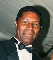 Dennis Haysbert