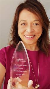 Danielle Fitzsimmons's Instagram, Twitter & Facebook