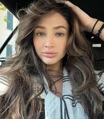 Aly Campbell (@alycampbell) • Threads, Say more