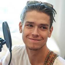 Angel Renaud's Instagram, Twitter & Facebook