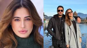 Nargis Fakhri ties knot in secret wedding with Kashmiri businessman Tony  Baig: Reports