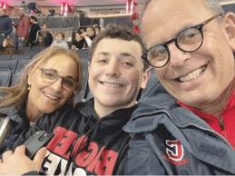 @scottyschiller's video Tweet