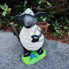 Maybe you would like to learn more about one of these? Schaf Molly Mit Korb Zum Bepflanzen 46 Cm Los Mengen