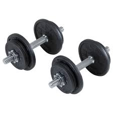 Wer nicht viel platz zum training hat, das equipment schnell und einfach verstauen möchte, aber gleichermaßen anspruch an den workout stellt kommt an kettlebells einfach nicht vorbei. Fitnessgerate Fur Zuhause Sport Zuhause Decathlon
