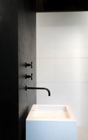 Beautiful Contrast Big White Tiles Small Black Ones And Faucet In Matching Tones Bathroom Design Bathroom Inspiration Small Bathroom
