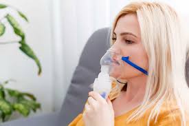 Preparatele pentru tuse pot, de asemenea, sa interactioneze cu alte medicamente, sedative sau calmante, si sa se influenteze reciproc foloseste cu precautie preparatele pentru tuse daca ai depasit varsta de 60 de ani sau daca ai probleme respiratorii cronice. Totul Despre Terapia Cu Aerosoli Cand Se FoloseÈte Èi Ce Beneficii Are