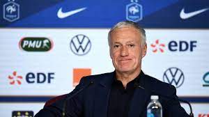 Didier deschamps prépare des surprises. Mondial 2022 Didier Deschamps Presente Sa Liste Post Euro Sans Olivier Giroud Lci