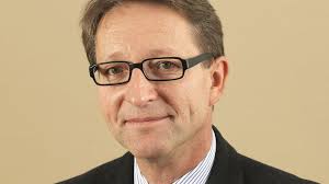 Wilhelm Burger: FH-Dekan mit der feinen Klinge