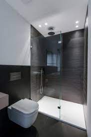 Moderne badezimmer zeichnen sich durch innovative materialien und zeitgemäße designs aus. 75 Kleine Moderne Badezimmer Ideen Bilder August 2021 Houzz De