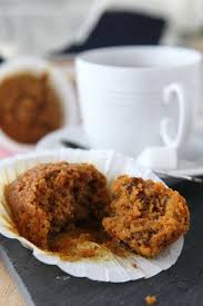 Le Meilleur Des Carrot Cakes C Est Celui De Julie Andrieu Le Miam Miam Blog Recette Carotte Cake Recette Patisserie Recettes Sucrees