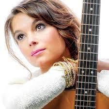 WHMI 93.5 Local News : Lansing Native, Country Singer Kari Holmes to Open  Cleary's Annual Summerfest