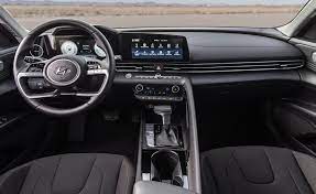 سعر ومواصفات وصور هيونداي النترا ٢٠٢١ الجديدة كليا hyundai elantra 2021