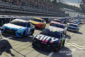This isn't really a statistic that nascar tracks, so i'm not sure if there's a way to answer this accurately. Video Enascar Heat Pro League Showcase Visits Martinsville