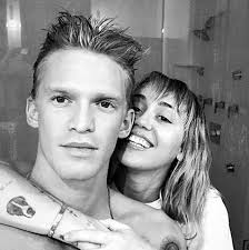 Cody simpson on wn network delivers the latest videos and editable pages for news & events, including entertainment, music, sports, science and more, sign up and share your playlists. Miley Cyrus Cody Simpson Doing Well Do Thanksgiving Together