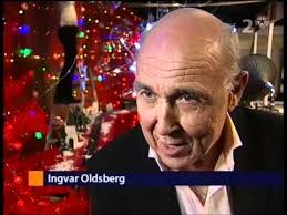 Här presenteras marianne mörck som årets julvärd i svt. Ingvar Oldsberg Ar Arets Julvard 2006 Youtube