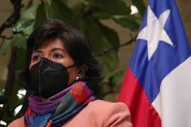 Yasna provoste campillay, nace el 16 de diciembre de 1969, en el hospital de vallenar, ciudad que se encuentra en la región de atacama, tierra de diaguitas, montañas moradas y desiertos floridos. T8xjwwahpemorm
