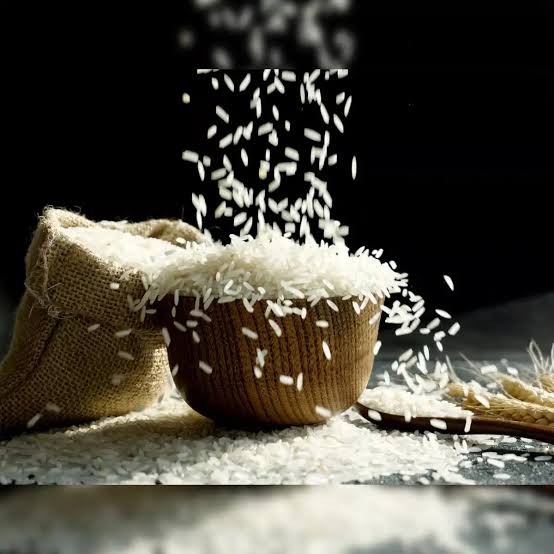 Rice prices in India jump 14% in two days as traders rush to Bangladesh - The Economic Times
