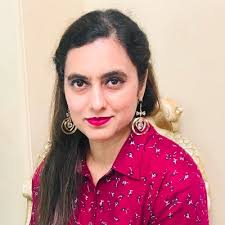 UVic alumna Paula McPhee (née Romagosa, BSc '04 ) and her husband, Nairn,  are co-owners of Zero Waste Emporium in downtown Victoria.