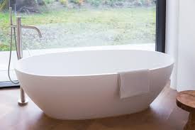 Acrylic flatbottom freestanding bathtub in white. Atlantis Free Standing Bathtub Architonic