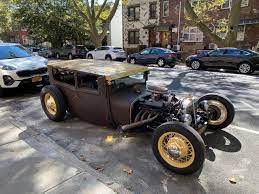 1927 Ford 2 Door Sedan Spotted In Brooklyn Ny Classiccars Sedan Ford Car Photos