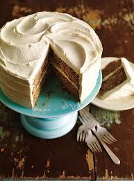 Gateau Aux Pacanes Et Creme Au Beurre Au Miel Ricardo Recipe Chocolate Dessert Recipes Dessert Cake Recipes Pecan Cake