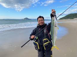 伊良湖〜田原サーフ釣果上向き！ワラサ、ヒラメ！！ | つりチャレ