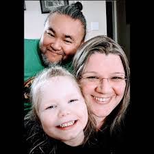 Tamara Fredericks's Instagram, Twitter & Facebook