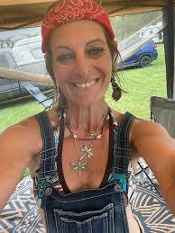 Shelly Mcgrath's Instagram, Twitter & Facebook