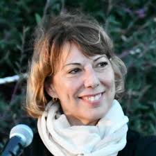 Una di noi vi ha chiesto cosa leggere dopo un lutto. Ho così seguìto  anch'io i vostri consigli leggendo “I quaderni botanici di Madame Lucie”.  Ora acquisterò “Tutta la vita che resta”