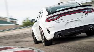 Team term if it's uh it's legit but super. Twin Turbo Dodge Charger Srt Hellcat Drag Races 1 300 Hp Nissan Altima Drift Car Autoevolution