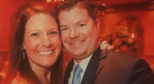 Jennifer Traylor and Mark Newcomb's Wedding Website