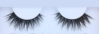 The Huda Beauty Fake Eyelashes Review 2019 Update