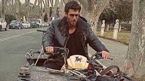 İtalyan chi dergisi, ünlü spor spikeri diletta leotta ve can yamanı romadaki otelde görüntüledi. Il Clamoroso Gossip Ecco Chi E La Fidanzata Italiana Di Can Yaman