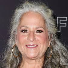 Veronica's Closet • Season 2