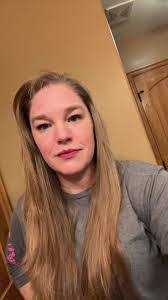 Amber Davidson's Instagram, Twitter & Facebook