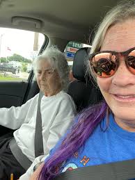 Patti Lolley's Instagram, Twitter & Facebook