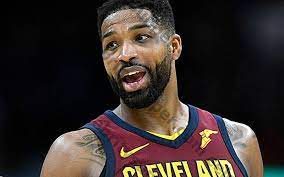 Not only he earns a lot of money, but he has also contributed a lot to his basketball game. Tristan Thompson Vermogen Einkommen Einkommen Versicherung Vermerke Steuer Ex Kinder Hohe Alter Sohn Beziehung Freundin Biografie Juni 2021