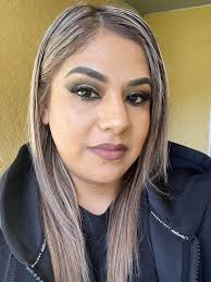 What makeup products are needed for a "makeup no makeup" look?