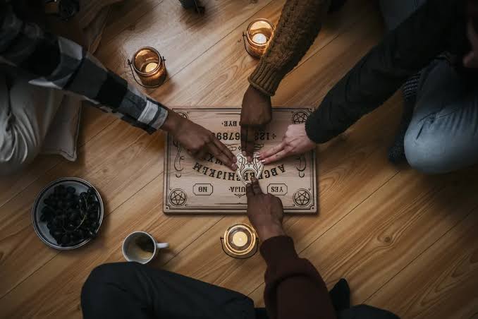 The Ouija Board Can't Connect Us to Paranormal Forces—but It Can Tell Us a  Lot About Psychology, Grief and Uncertainty