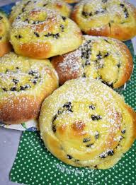 Couque Suisse Au Chocolat Recette De Brioche Escargot Recette Couque Suisse Recette Brioche Recette Escargot