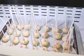 Whether you pick the right door or the left door, starbucks has an expensive cake pop waiting for you. Diy Cake Pops Starbucks Homemade Birthday Cake Pops Recipe 12 Steps With Pictures Instructables
